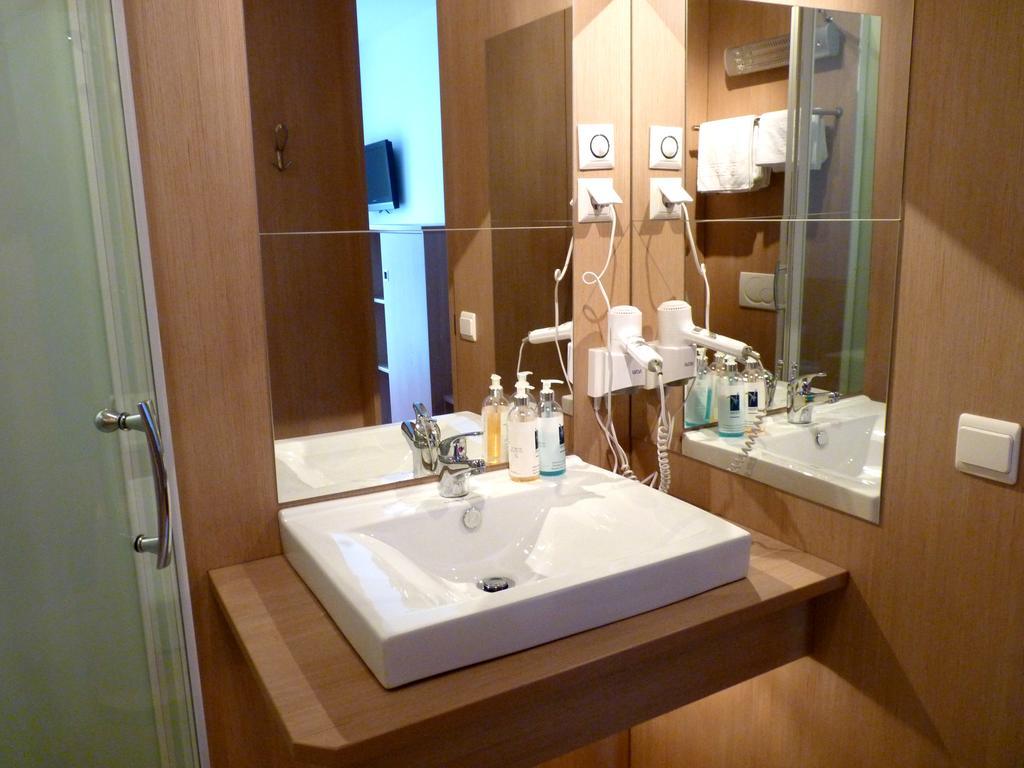Hotel Blie, Bed & Breakfast, Self Check-In Horn Exteriör bild
